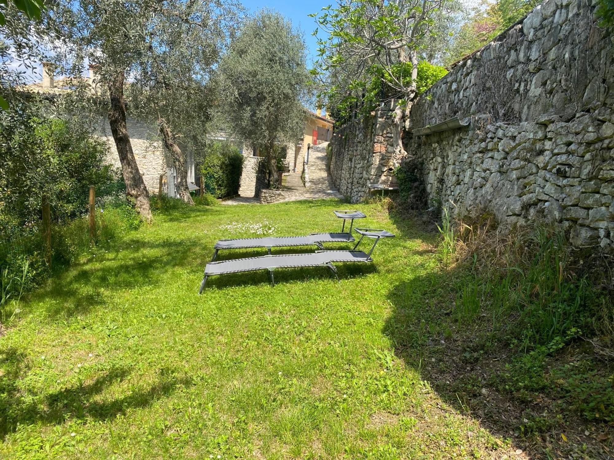 Appartamento Cadelagnel Castelletto Di Brenzone Exterior foto