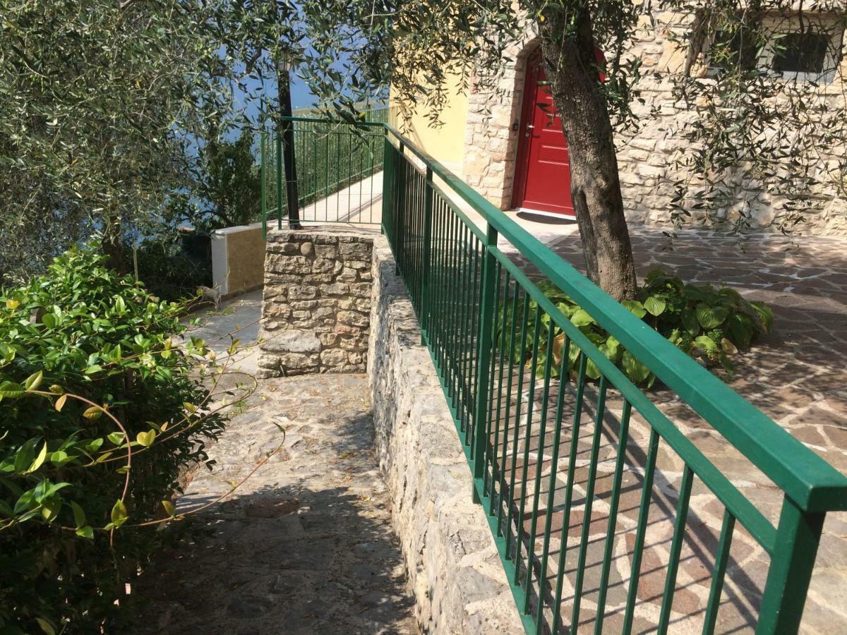 Appartamento Cadelagnel Castelletto Di Brenzone Exterior foto