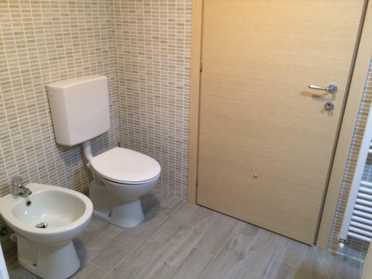 Appartamento Cadelagnel Castelletto Di Brenzone Exterior foto
